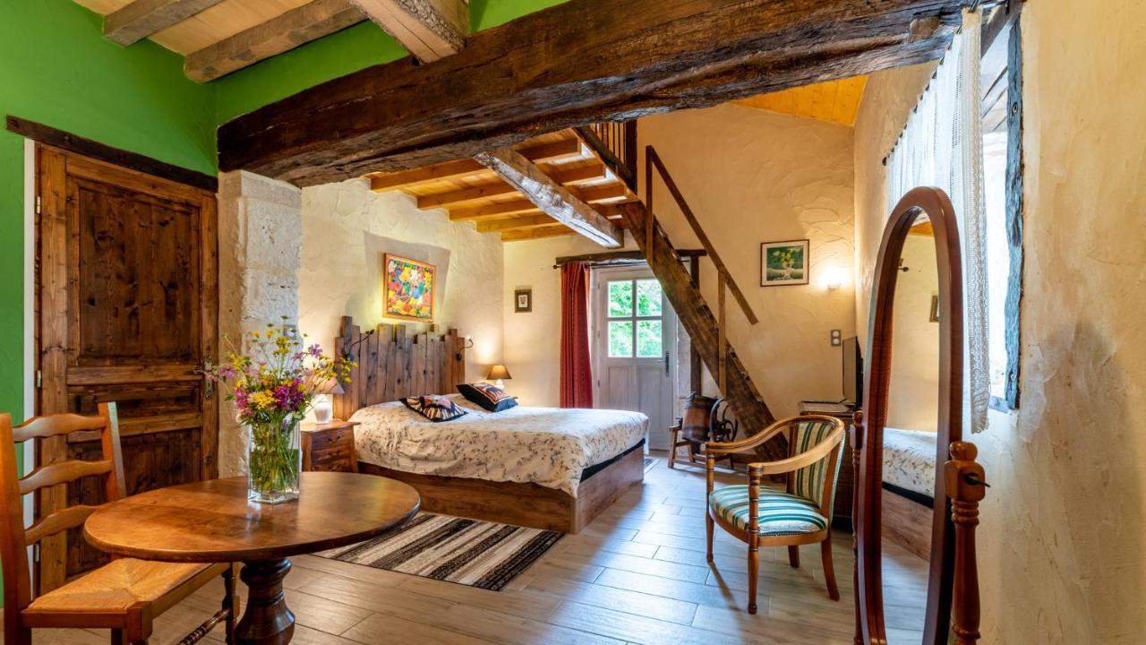La Maison De Yuka Plieux Exterior foto